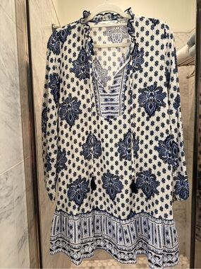 Zara Women’s Blue and White Floral Boho Tunic Dress